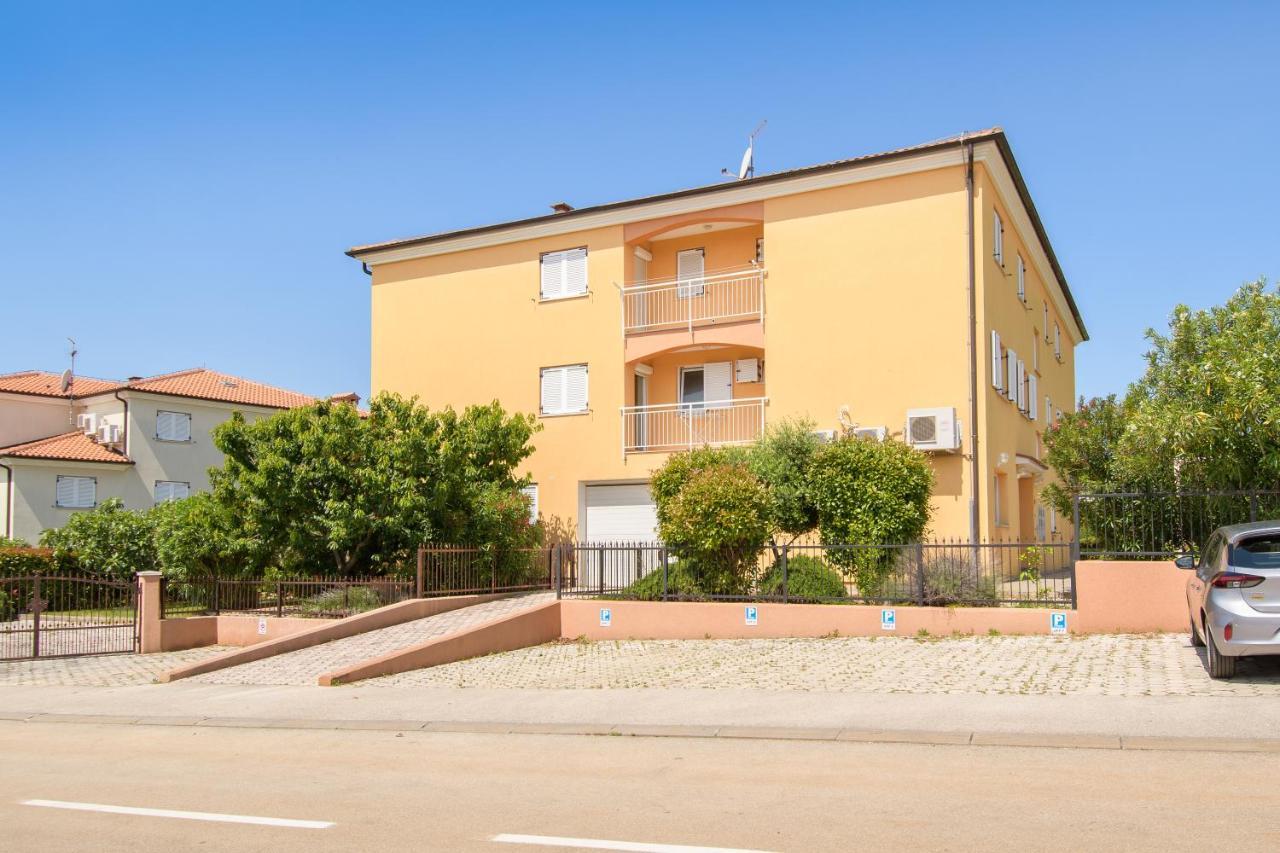 Апартаменты Aurea Novigrad Новиград Экстерьер фото