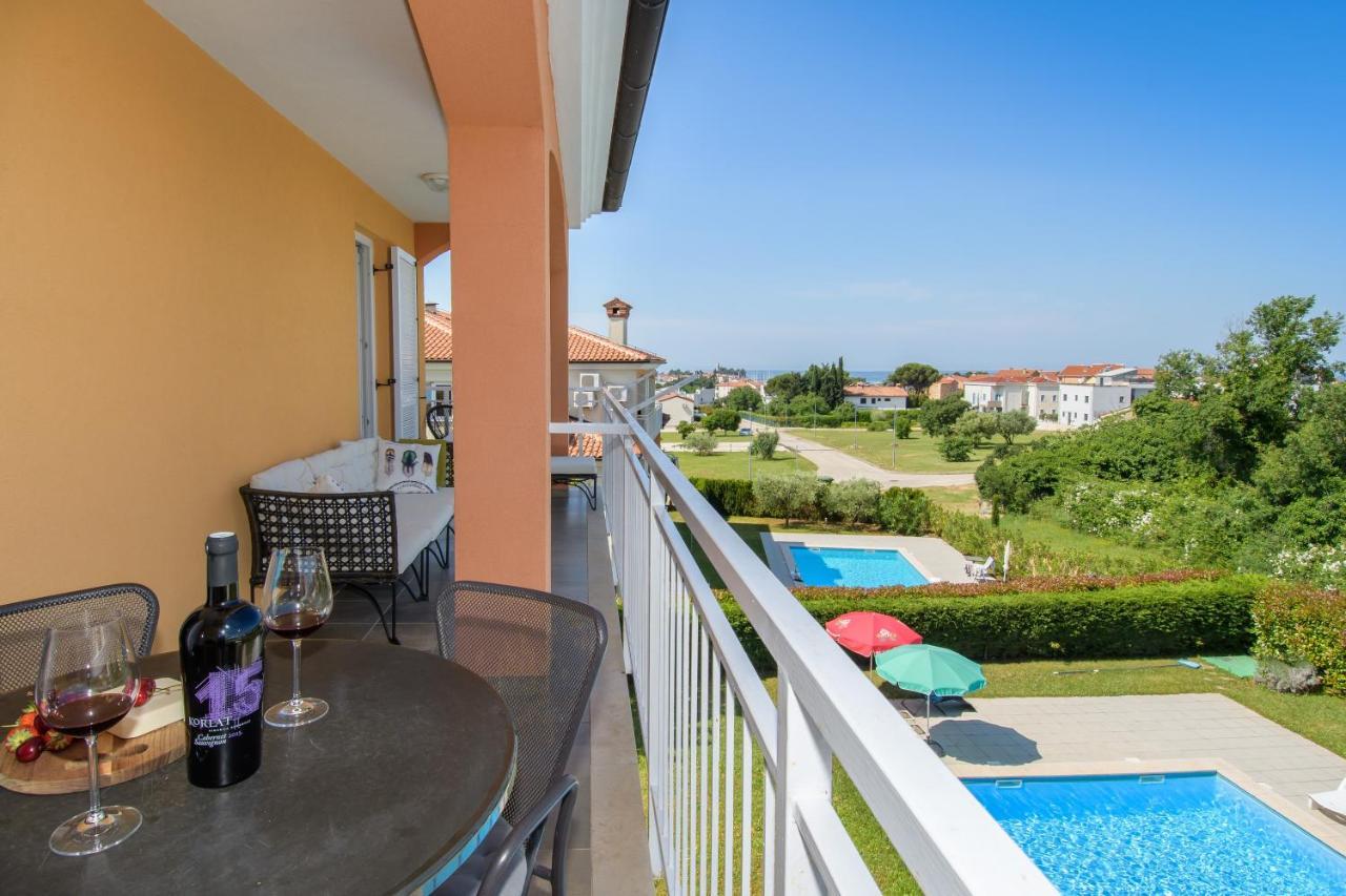 Апартаменты Aurea Novigrad Новиград Экстерьер фото
